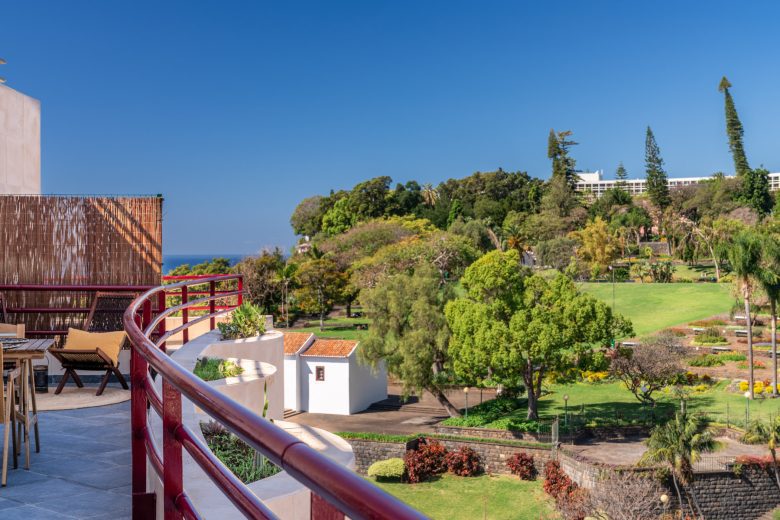 holiday rentals apartment in Funchal view view to the Funchal Central Park